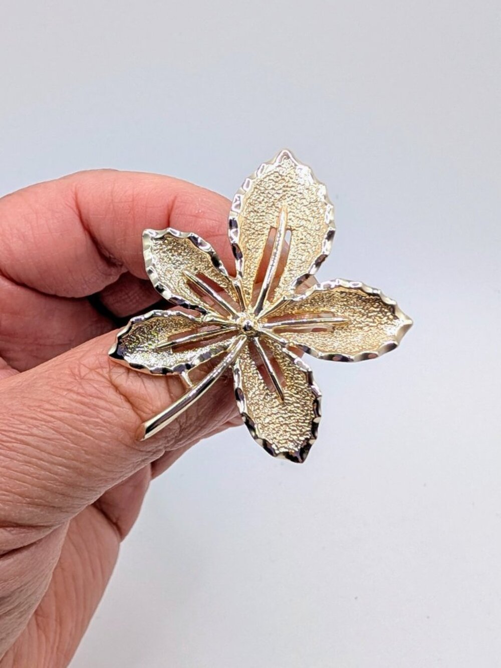 Sarah Coventry Maple Leaf Brooch - Known as the "First Frost" - Vintage